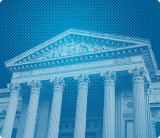 c'est jugé, à pour image un tribunal de justice avec un toit un pointe et des colones